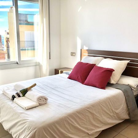 Apartament Familiar Av. Tarragona ロザス エクステリア 写真